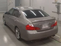 Nissan FUGA лот № 10615 оценка 3.5  с аукциона в Японии 5