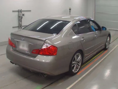 Nissan FUGA  с аукциона в Японии