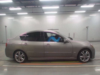 Nissan FUGA  с аукциона в Японии