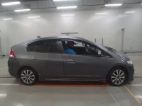Honda INSIGHT лот № 10616 оценка 4  с аукциона в Японии 2