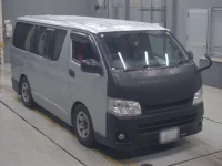 Toyota HIACE VAN лот № 30047 оценка 3.5  с аукциона в Японии 4