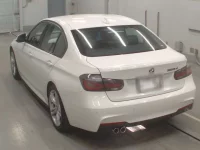 BMW 3-Series лот № 38178 оценка 4.5  с аукциона в Японии 5