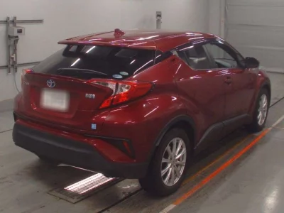 Toyota C-HR  с аукциона в Японии