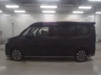 Honda STEP WAGON лот № 30114 оценка 4.5  с аукциона в Японии 3