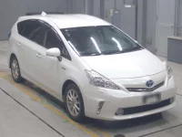 Toyota PRIUS ALPHA лот № 30053 оценка 3.5  с аукциона в Японии 4