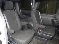 Toyota NOAH лот № 3081 оценка R  с аукциона в Японии 7