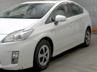 Toyota PRIUS лот № 3085 оценка R  с аукциона в Японии 3