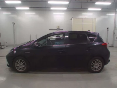 Toyota AURIS  с аукциона в Японии