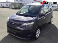 Toyota SPADE лот № 61 оценка R  с аукциона в Японии 8