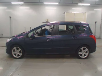 Peugeot 308  с аукциона в Японии