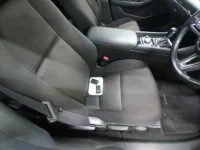 Mazda MAZDA3 лот № 30126 оценка 3.5  с аукциона в Японии 7