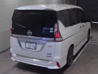 Nissan SERENA лот № 6027 оценка R  с аукциона в Японии 1