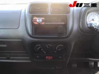 Suzuki SWIFT лот № 67 оценка 4  с аукциона в Японии 10