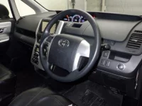 Toyota NOAH лот № 3091 оценка 3.5  с аукциона в Японии 2