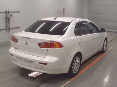 Mitsubishi GALANT FORTIS  с аукциона в Японии