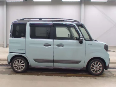 Suzuki SPACIA GEAR  с аукциона в Японии