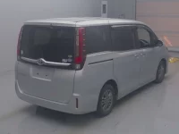 Toyota ESQUIRE лот № 506 оценка 4  с аукциона в Японии 1