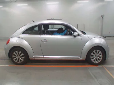 Volkswagen THE BEETLE  с аукциона в Японии