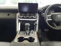 Toyota LAND CRUISER лот № 30071 оценка 6  с аукциона в Японии 8