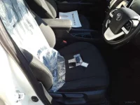Toyota PRIUS лот № 30074 оценка 4  с аукциона в Японии 7