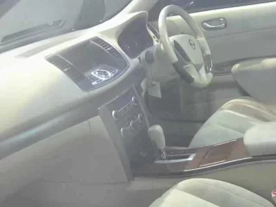 Nissan TEANA  с аукциона в Японии