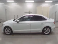 Audi A3 лот № 38207 оценка 4  с аукциона в Японии 3