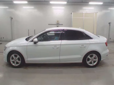 Audi A3  с аукциона в Японии