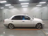 Toyota CROWN лот № 10665 оценка RA  с аукциона в Японии 2