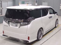 Toyota VELLFIRE лот № 30078 оценка 4.5  с аукциона в Японии 1