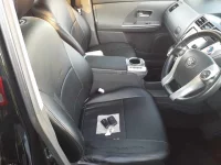 Toyota PRIUS ALPHA лот № 30076 оценка 4  с аукциона в Японии 7