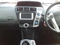 Toyota PRIUS ALPHA лот № 30076 оценка 4  с аукциона в Японии 8