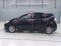 Toyota PRIUS ALPHA лот № 30076 оценка 4  с аукциона в Японии 3