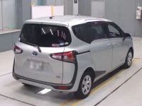 Toyota SIENTA лот № 30077 оценка R  с аукциона в Японии 1