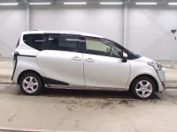 Toyota SIENTA лот № 3108 оценка 3.5  с аукциона в Японии 2