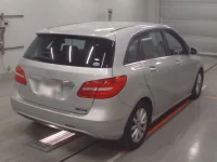 Mercedes-Benz B CLASS лот № 38214 оценка 4.5  с аукциона в Японии 1