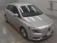 Mercedes-Benz B CLASS лот № 38214 оценка 4.5  с аукциона в Японии 4