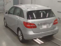 Mercedes-Benz B CLASS лот № 38214 оценка 4.5  с аукциона в Японии 5