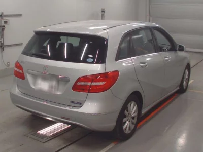 Mercedes-Benz B CLASS