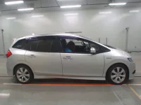 Honda JADE лот № 30144 оценка 4  с аукциона в Японии 2