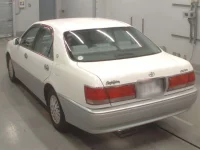 Toyota CROWN лот № 10676 оценка 4  с аукциона в Японии 5
