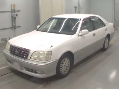 Toyota CROWN  с аукциона в Японии