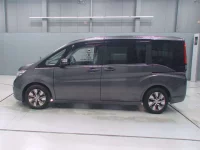 Honda STEP WAGON лот № 30082 оценка 4  с аукциона в Японии 3