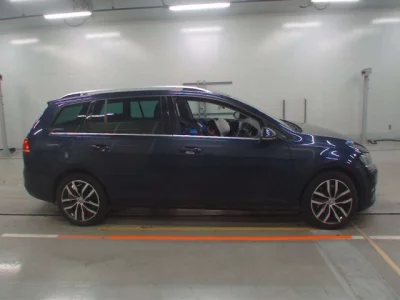 Volkswagen GOLF VARIANT