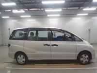 Toyota ESTIMA лот № 10678 оценка 3.5  с аукциона в Японии 2