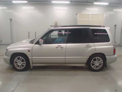 Subaru FORESTER  с аукциона в Японии