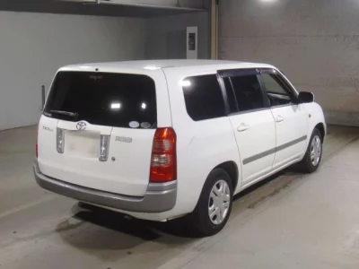 Toyota SUCCEED  с аукциона в Японии