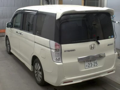 Honda STEP WAGON