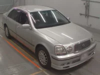 Toyota PROGRES лот № 10682 оценка 4  с аукциона в Японии 4