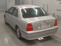 Toyota PROGRES лот № 10682 оценка 4  с аукциона в Японии 5