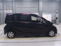 Honda FREED лот № 30086 оценка 4  с аукциона в Японии 2